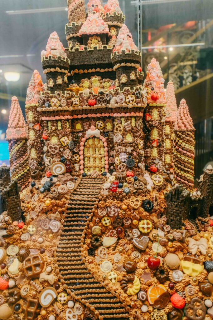 5月のハウステンボスで撮影した街歩きスナップ写真　お菓子の家