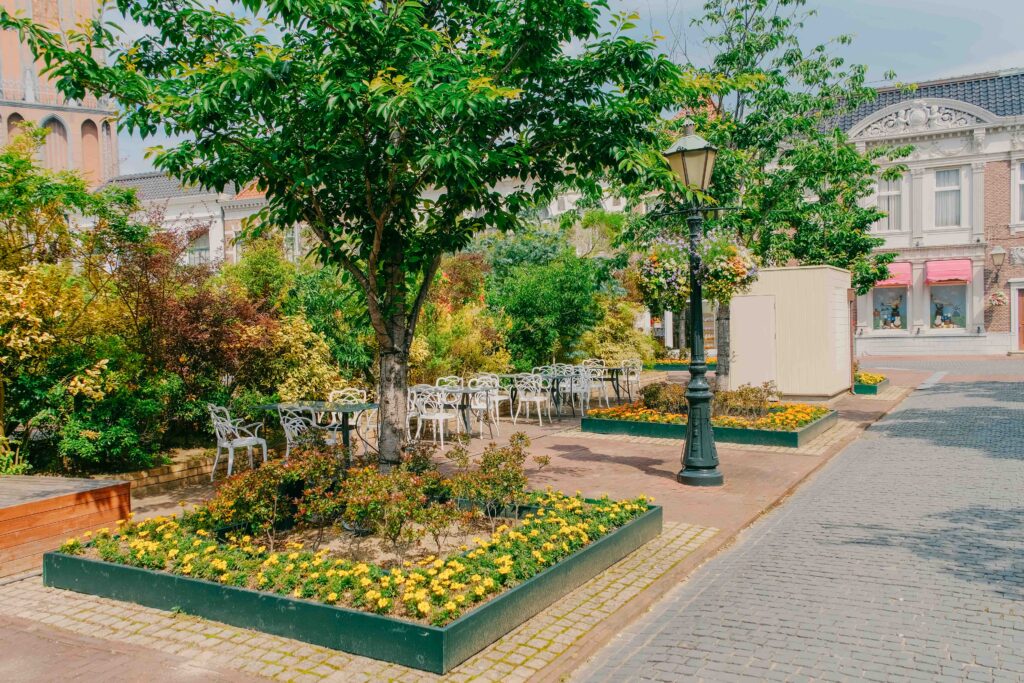 5月のハウステンボスで撮影した街歩きスナップ写真　休憩所