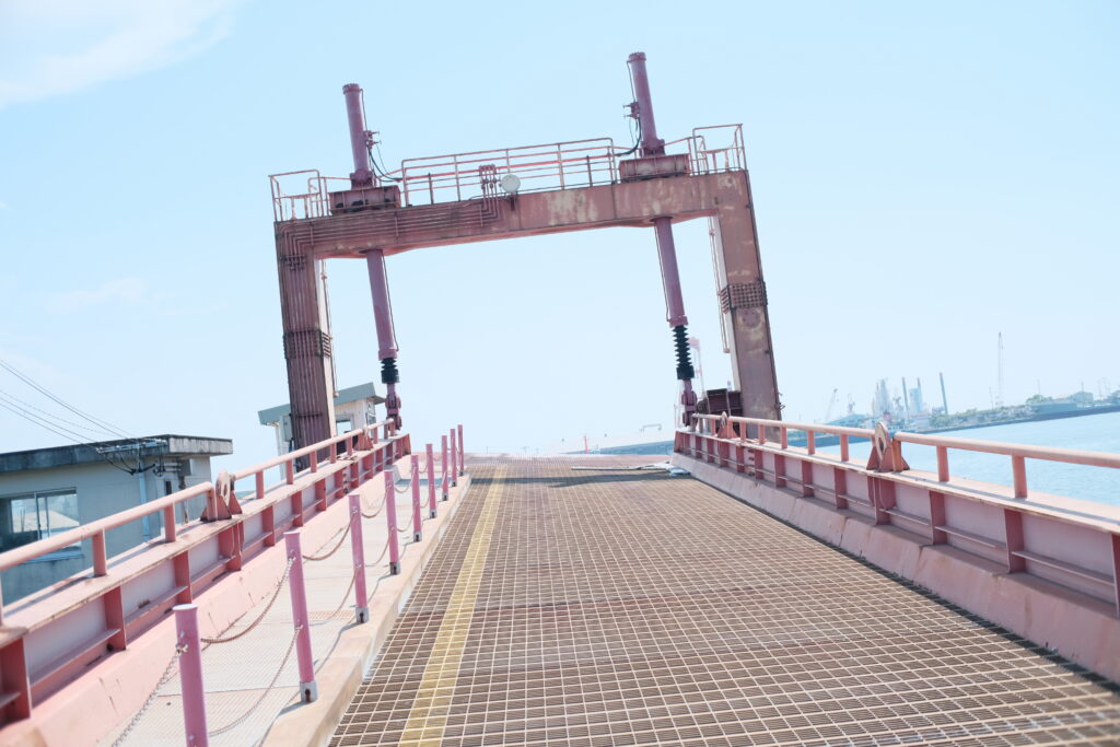 TTArtisan 25mm F2 C　作例　港