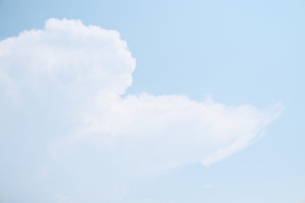 TTArtisan 25mm F2 C　作例　空と雲