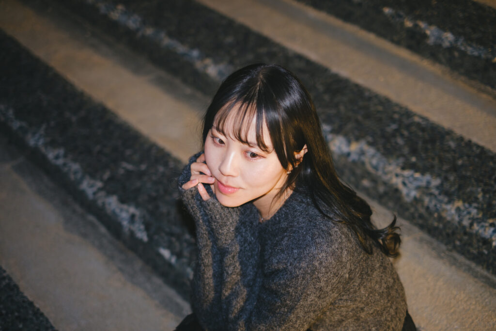 Ulanzi SL03 ミニカメラフラッシュ　作例　夜　ポートレート